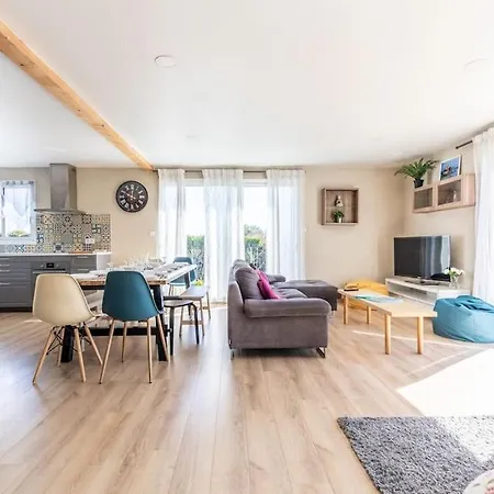 Maison 12 Couchages Confort - 11b Vialle St Gene Апартаменты Saint-Genes-Champanelle